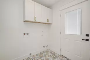 9822 Thorn St, Houston, TX 77078 - Photo 14