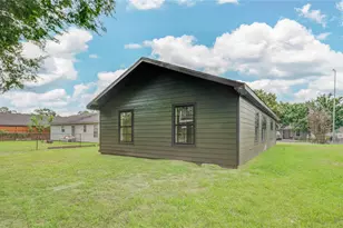 9822 Thorn St, Houston, TX 77078 - Photo 28