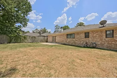 23906 Spring Towne Drive, Spring, TX 77373 - Photo 16