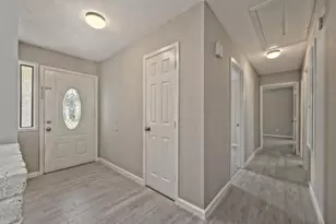 23906 Spring Towne Dr, Spring, TX 77373 - Photo 4