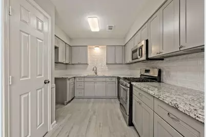 23906 Spring Towne Drive, Spring, TX 77373 - Photo 8