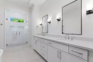 5315 Lambeth Riverside Dr, Houston, TX 77091 - Photo 12