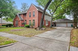 4222 Misty Heather Ct, Pasadena, TX 77059 - Photo 2