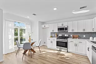 4835 Chase More Dr, Bacliff, TX 77518 - Photo 4