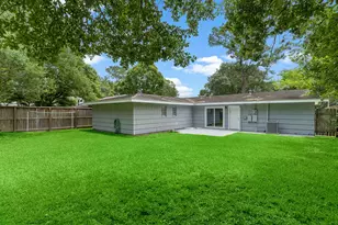 5522 Ariel St, Houston, TX 77096 - Photo 18