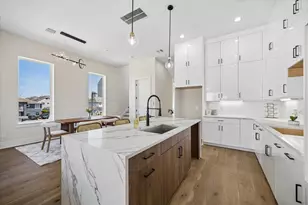 5821 Winsome Ln, Houston, TX 77057 - Photo 16