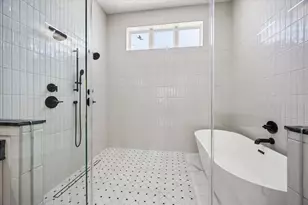 5821 Winsome Ln, Houston, TX 77057 - Photo 26