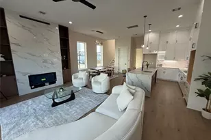 5821 Winsome Ln, Houston, TX 77057 - Photo 1