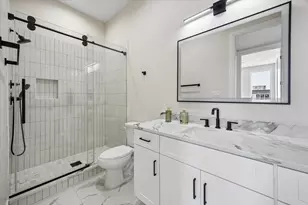 5821 Winsome Ln, Houston, TX 77057 - Photo 34
