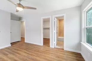 8217 Crestview Dr, Houston, TX 77028 - Photo 4