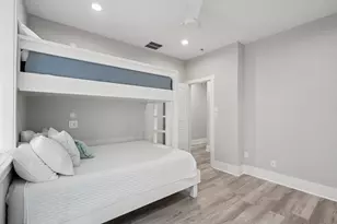 16700 Montego Way, Jamaica Beach, TX 77554 - Photo 36
