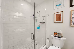 2100 Commonwealth St, Houston, TX 77006 - Photo 22