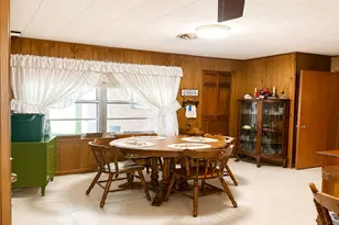 317 Richmond St, Angleton, TX 77515 - Photo 6