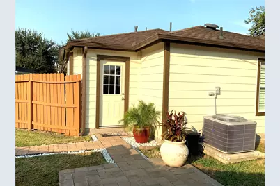 15506 Red Pine Ridge Way, Houston, TX 77049 - Photo 48
