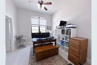 939 Queen Annes Road, Houston, TX 77024 - Photo 26