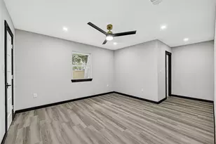 16240 2nd St, Rosharon, TX 77583 - Photo 18