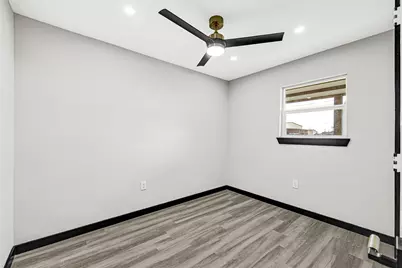 16240 2nd Street, Rosharon, TX 77583 - Photo 24