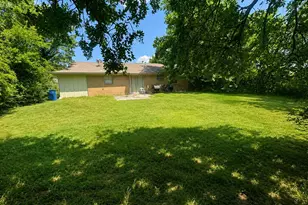 4232 Firewood Dr, Dallas, TX 75241 - Photo 2