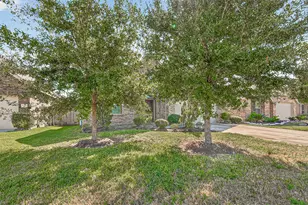 19707 Lakeside Pointe Ct, Richmond, TX 77407 - Photo 2