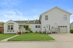 5313 Perry Ave, Galveston, TX 77551 - Photo 2