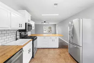 5313 Perry Ave, Galveston, TX 77551 - Photo 14