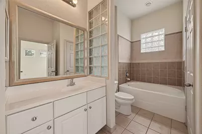 1441 East Street #308, Houston, TX 77007 - Photo 8
