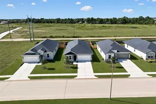 21942 Longhorn Rdg Dr, Hockley, TX 77447 - Photo 18