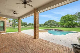 226 Houston Point Dr, Beach City, TX 77523 - Photo 38