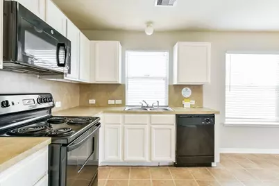 13118 Kingston Point Lane, Houston, TX 77047 - Photo 6