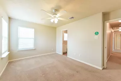13118 Kingston Point Lane, Houston, TX 77047 - Photo 10
