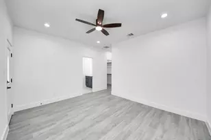 221 Armstrong St, Houston, TX 77029 - Photo 8