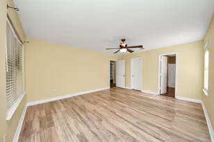 11115 Opal Glen Ln, Houston, TX 77075 - Photo 16