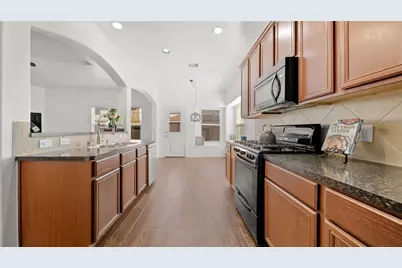6439 Brimridge Lane, Houston, TX 77048 - Photo 18