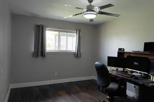 3831 County Rd 211, Danbury, TX 77534 - Photo 30