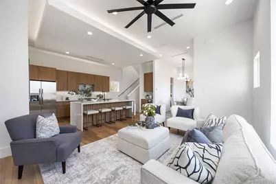 322 Janisch, Houston, TX 77018 - Photo 1