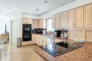 12511 Boheme Dr, Houston, TX 77024 - Photo 8