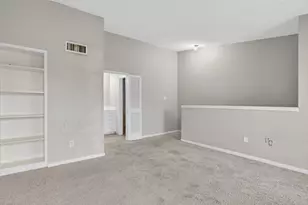 9550 Deering Dr, Houston, TX 77036 - Photo 14