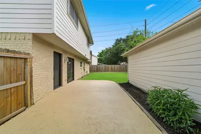 2902 Colony Drive, Sugar Land, TX 77479 - Photo 4