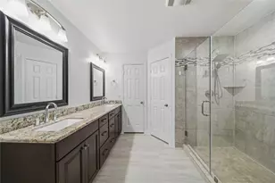 2902 Colony Dr, Sugar Land, TX 77479 - Photo 18