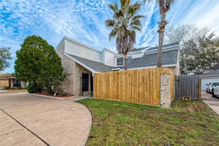 3127 Ashfield Dr, Houston, TX 77082 - Photo 4