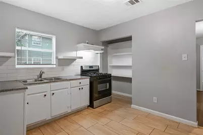 3117 Isabella Street #B, Houston, TX 77004 - Photo 4