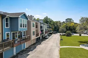 2127 Casa Rio Cir, Dickinson, TX 77539 - Photo 28