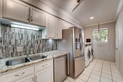 2127 Casa Rio Circle, Dickinson, TX 77539 - Photo 14