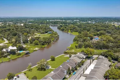 2127 Casa Rio Circle, Dickinson, TX 77539 - Photo 32