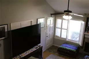 2316 Woodland Park Dr, Houston, TX 77077 - Photo 4