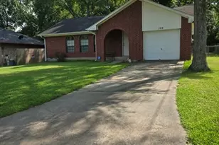 105 Laurie Ln, Willis, TX 77378 - Photo 4
