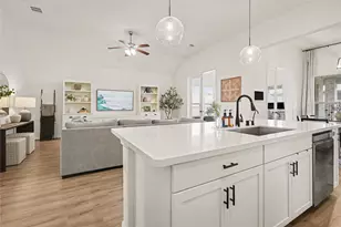 2303 Tobarra Ln, League City, TX 77573 - Photo 8