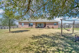 126 Virginia St, Fairfield, TX 75840 - Photo 32