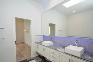1905 Oakdale St, Houston, TX 77004 - Photo 32