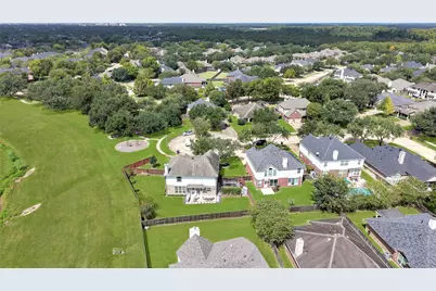 1802 Rockwall Court, Sugar Land, TX 77479 - Photo 44